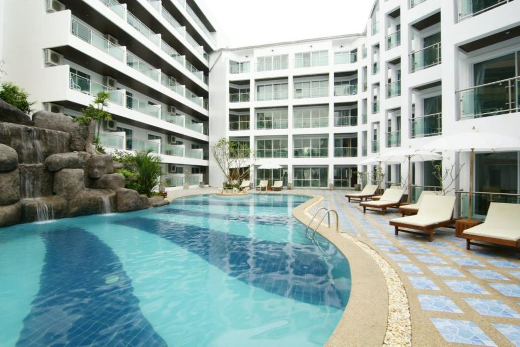Dragon Beach Resort Jomtien Pattaya Eksteriør bilde