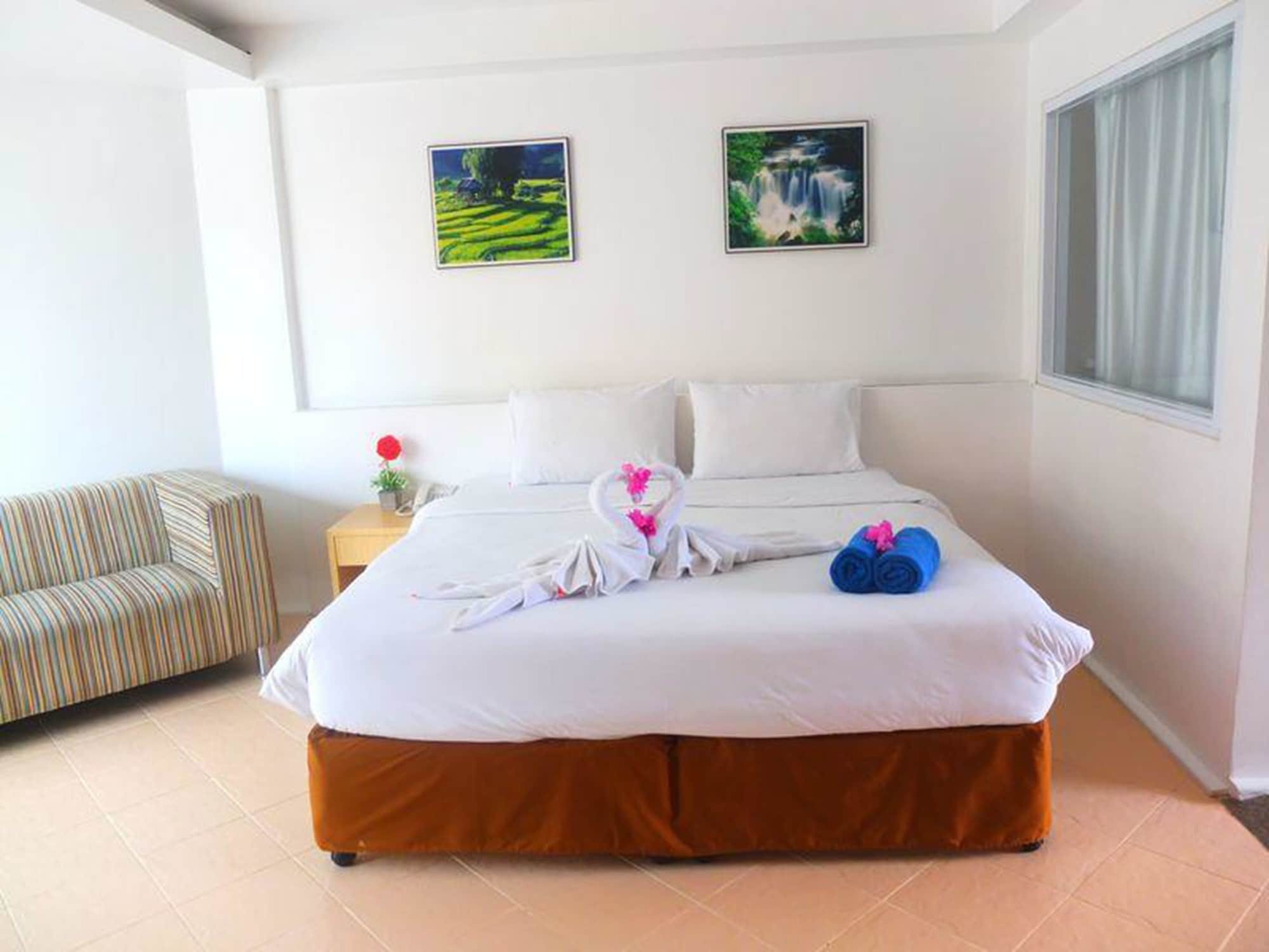 Dragon Beach Resort Jomtien Pattaya Eksteriør bilde