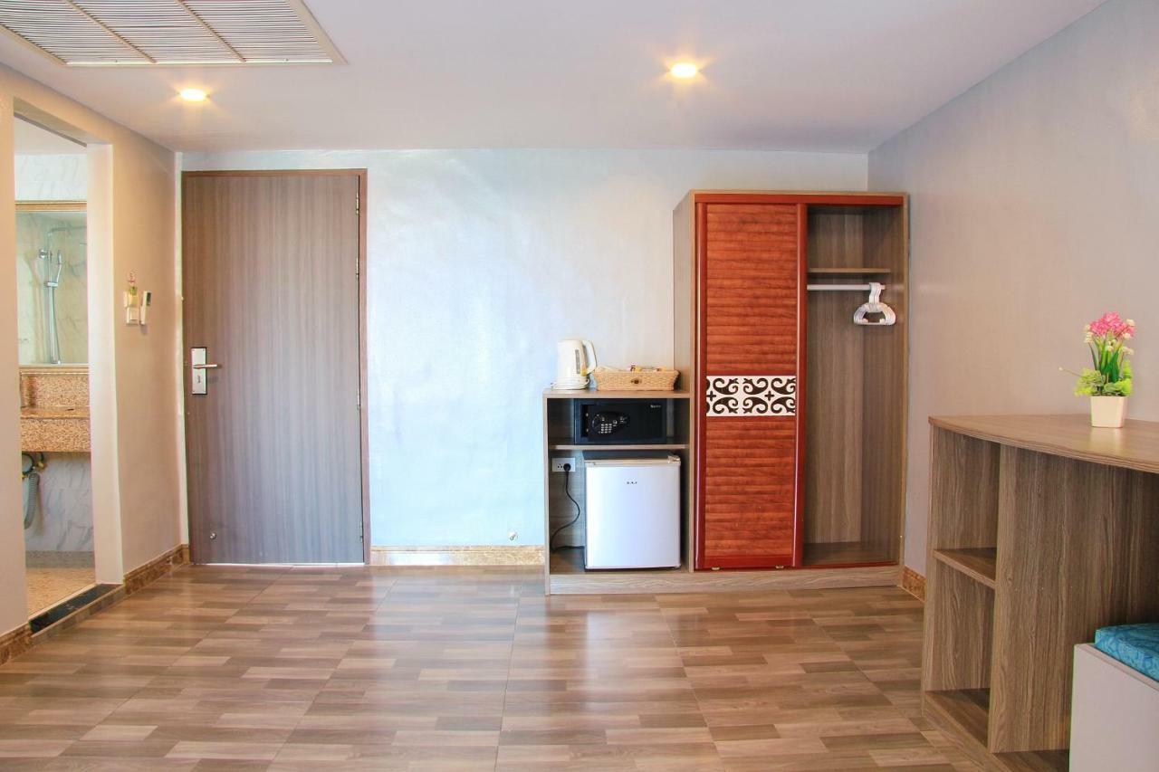 Dragon Beach Resort Jomtien Pattaya Eksteriør bilde